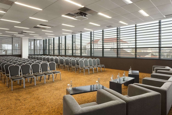Hotel Ramada by Wyndham Oradea